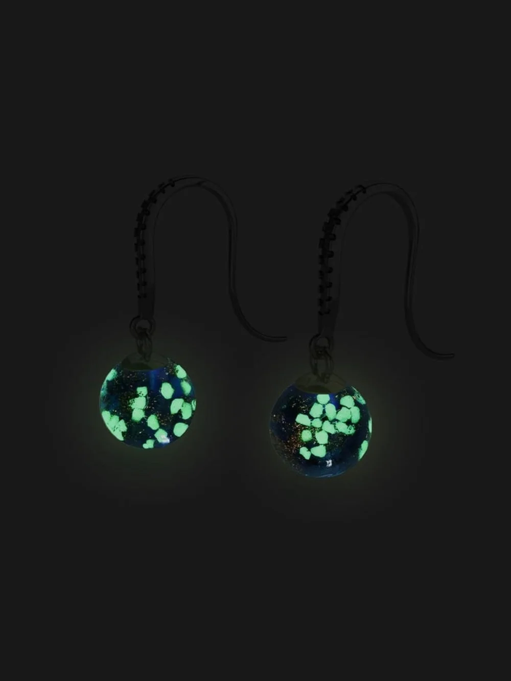 🆕️ NOGU Sapphire .925 Sterling Silver Firefly Glass Huggie Earrings